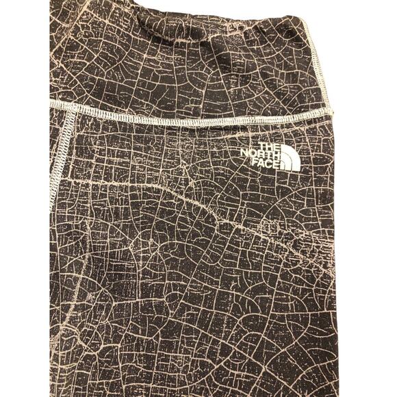THE NORTH FACE Black White Dotted Abstract Print Leggings Size SP - Picture 7 of 7